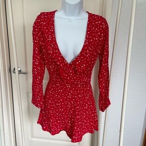 Missguided red flowy star vneck ruffle dress size 0 preowned